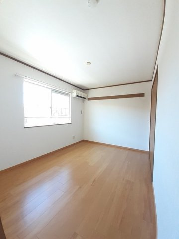 バーシア名賀のその他