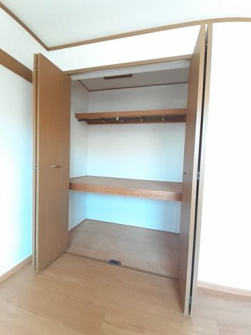 バーシア名賀の収納