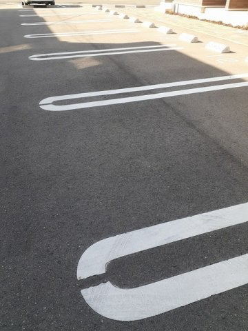 セントラルレジデンスＷの駐車場