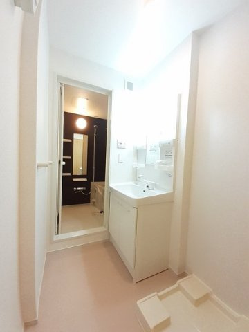 クラールプレディエＡの洗面所