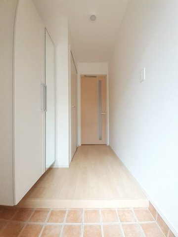 クラールプレディエＡの玄関