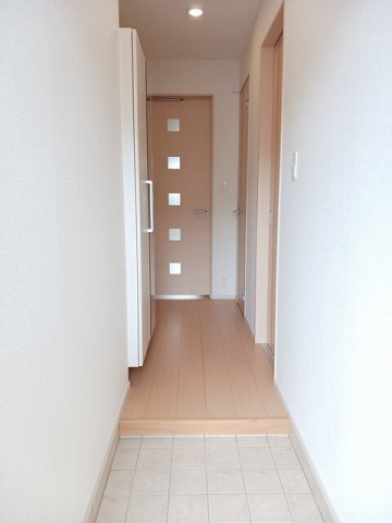 アルバ　カーサⅠの玄関