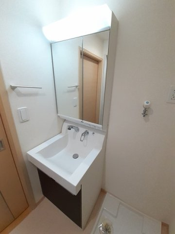 ウェザリアの洗面所