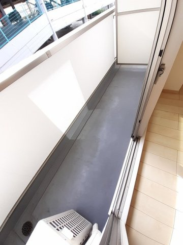 ウェザリアのバルコニー