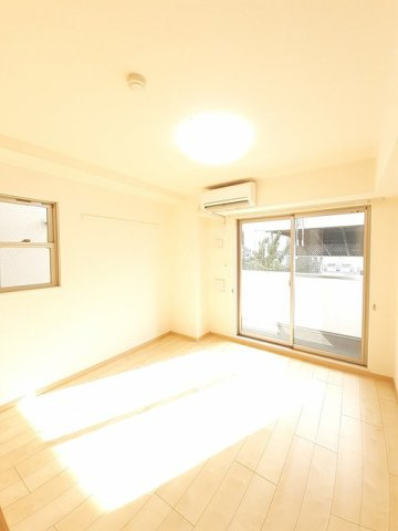 ウェザリアの内装