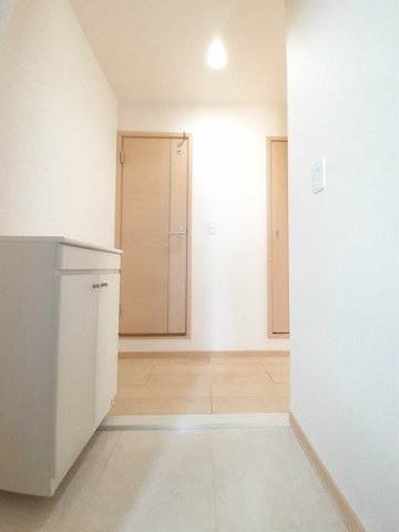 ウェザリアの玄関