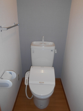 ヴィラ・ファミーユ　Aのトイレ