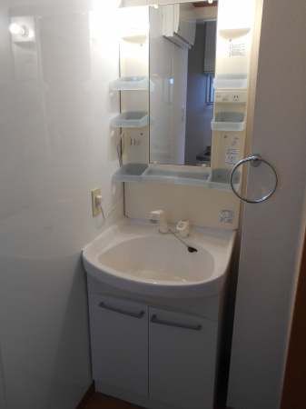 ヴィラ・ファミーユ　Aの洗面所