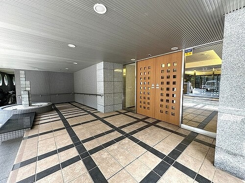 ライオンズスクエア小石川後楽園のエントランス|エントランス　※前回募集時2024年8月撮影