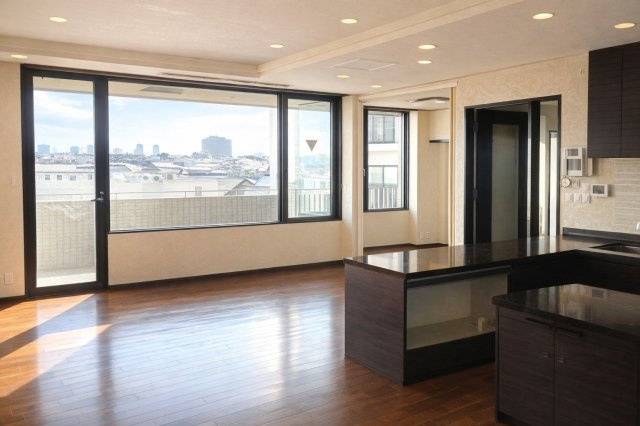 【居間・リビング】 | 目黒タワーヒルズ