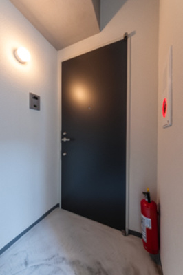 【玄関】 | メーヴェ浅草橋 | ※写真は同タイプ住戸です。