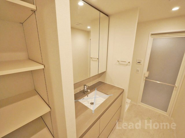 【独立洗面台】 | ロイヤルヴィーゼ学芸大学