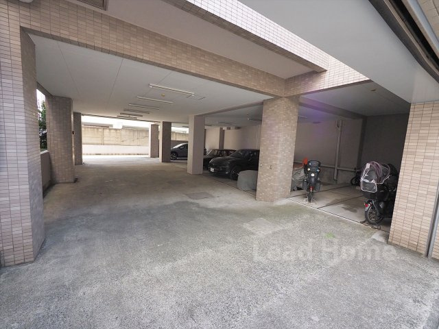 【駐車場】 | ロイヤルヴィーゼ学芸大学