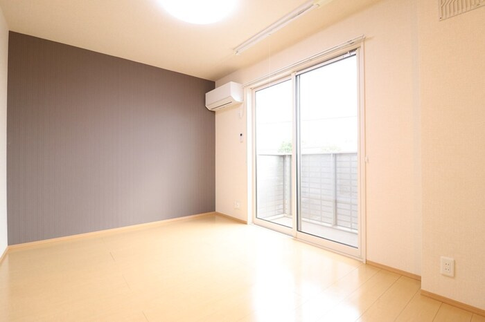 グラマードマレⅨの居間・リビング|8.8帖のLDK