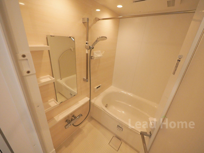【浴室】 | ルイシャトレ自由が丘