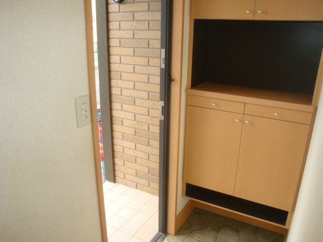 corte quattro（コルテクアトロ）の玄関