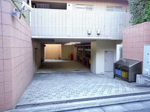 【駐車場】 | ファミールヒルズ目黒東山