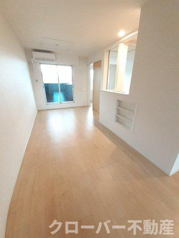 フェリーチェ丸亀の居間・リビング