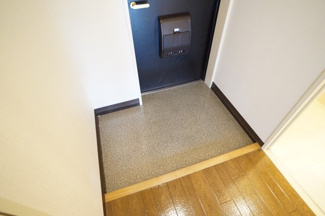 ボヌール宝塚の玄関