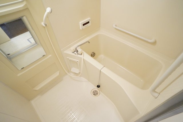 ボヌール宝塚の浴室