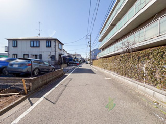 【前面道路含む現地写真】 | 世田谷区喜多見1丁目