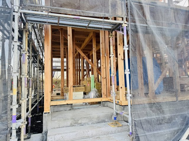 八王子市　泉町　新築一戸建て　２６期の玄関|～玄関は安心のWロックキーを採用～