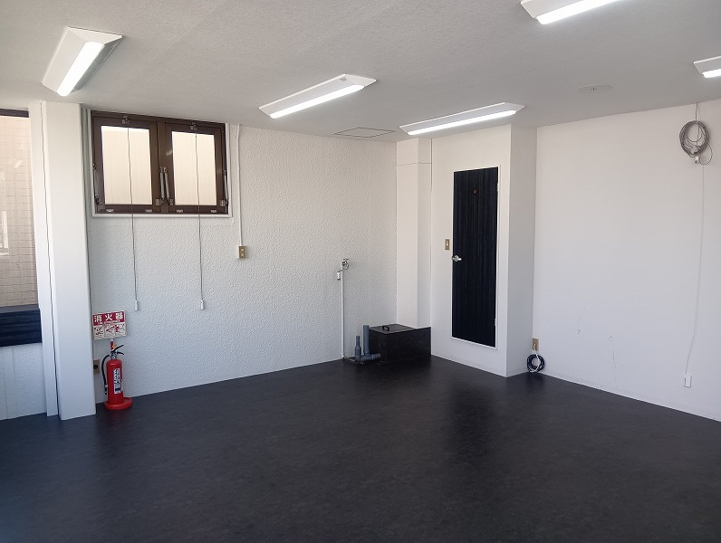 百福ビルの内装