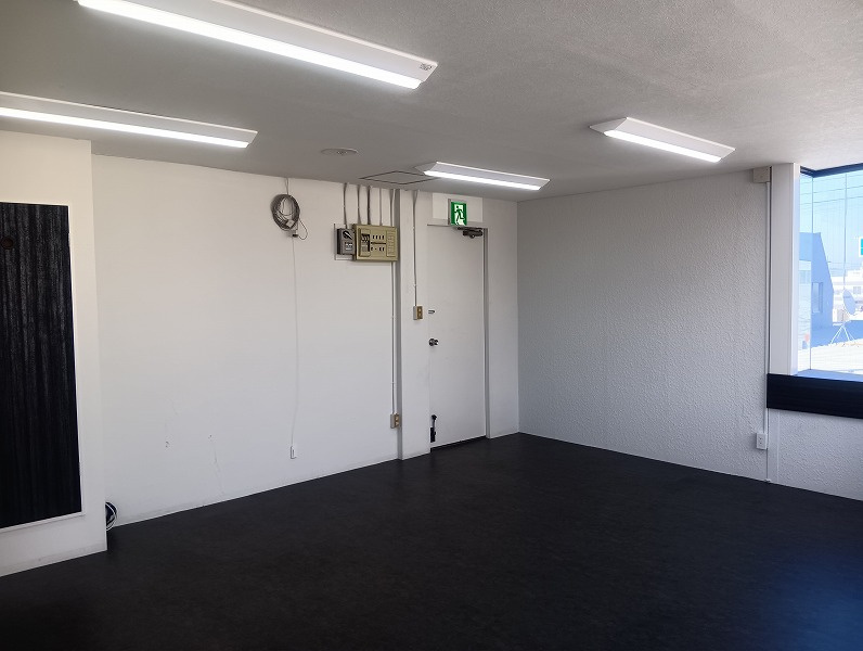 百福ビルの内装