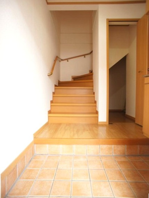 【玄関】 | アニメート・ヴィラB | 玄関スッキリ！