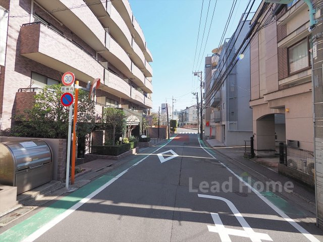 【その他】 | サンクタスガーデン目黒 | 前面道路