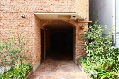 【エントランス】 | リスレーヌ蔵前 |  