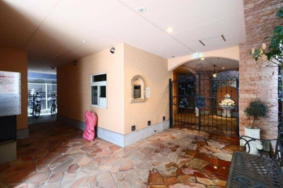 【ロビー】 | リスレーヌ蔵前 |  