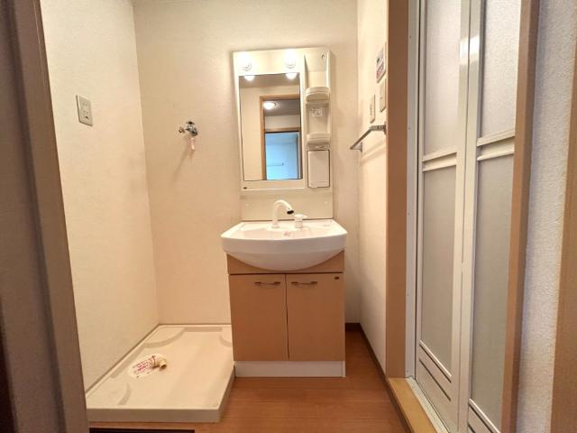 カーサ・ヴィバーチェの洗面所|洗面