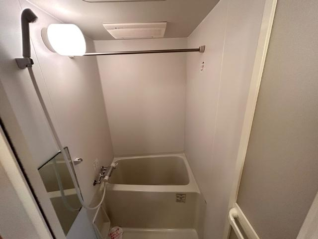 カーサ・ヴィバーチェの浴室|バス