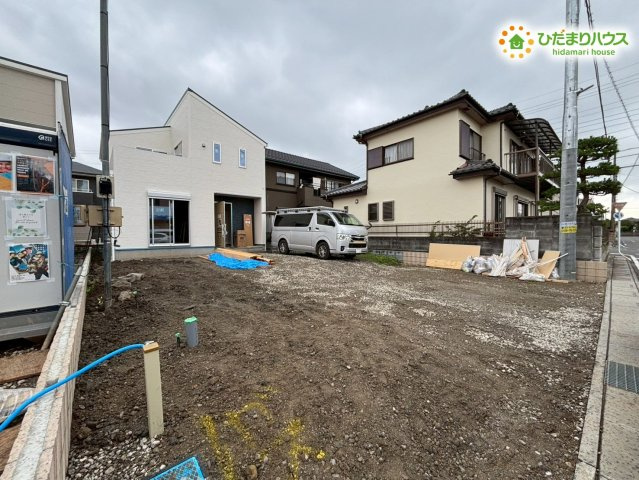 行田市棚田町　新築一戸建て　リーブルガーデン　02の駐車場
