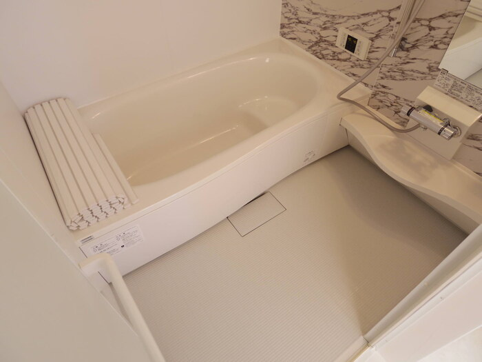 ゼピュロス学園の森 Mの浴室|一坪タイプ浴室