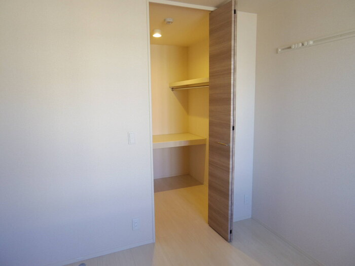 ゼピュロス学園の森 Mの収納|ウォークインクローゼット