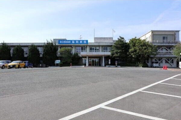 エターナルノバの駐車場