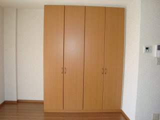 カメリア・ガーデンの収納|クローゼット