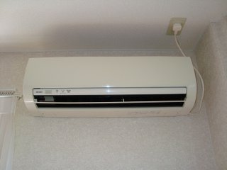 カメリア・ガーデンの設備|エアコン