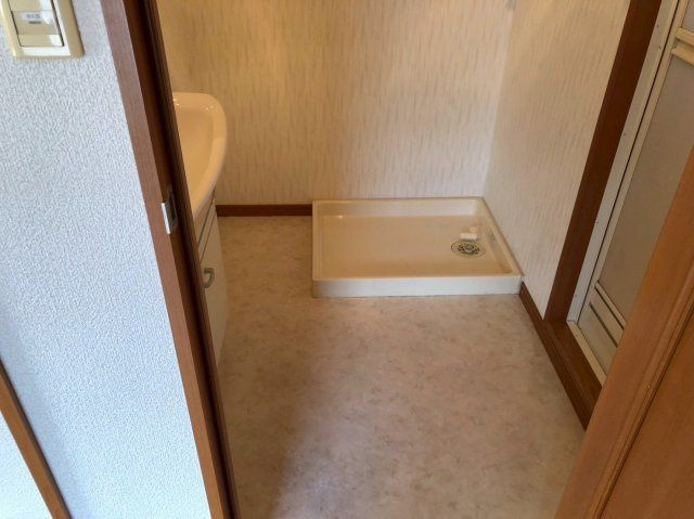 エスタシオンの設備|同建物別部屋 現況優先