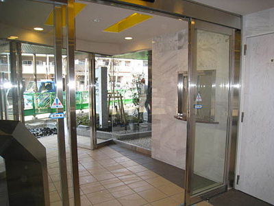 【エントランス】 | スカイコート川崎西口