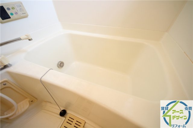 サニーガーデンD棟の浴室