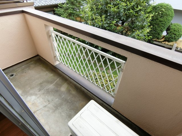 【バルコニー】 | リンデンハイム