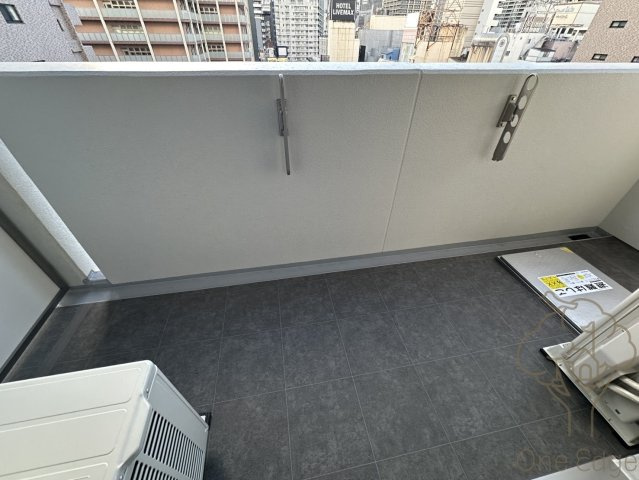 アーバネックス東梅田のバルコニー