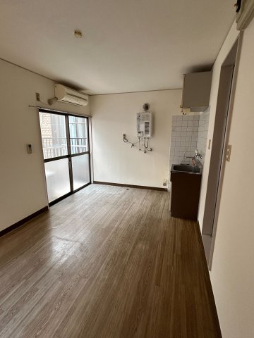 ナスカ２１別府の居間・リビング