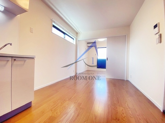 Casa Comfortの居間・リビング|洋室のお部屋です。