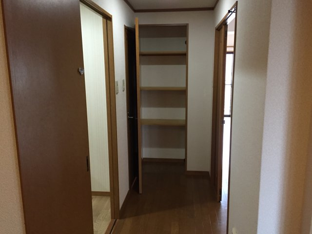 ＪＧＭヴェルデ春日弐番館の玄関