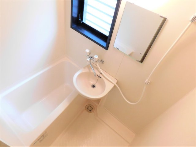 Oak hills 17の浴室