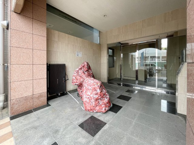 Oak hills 17のエントランス